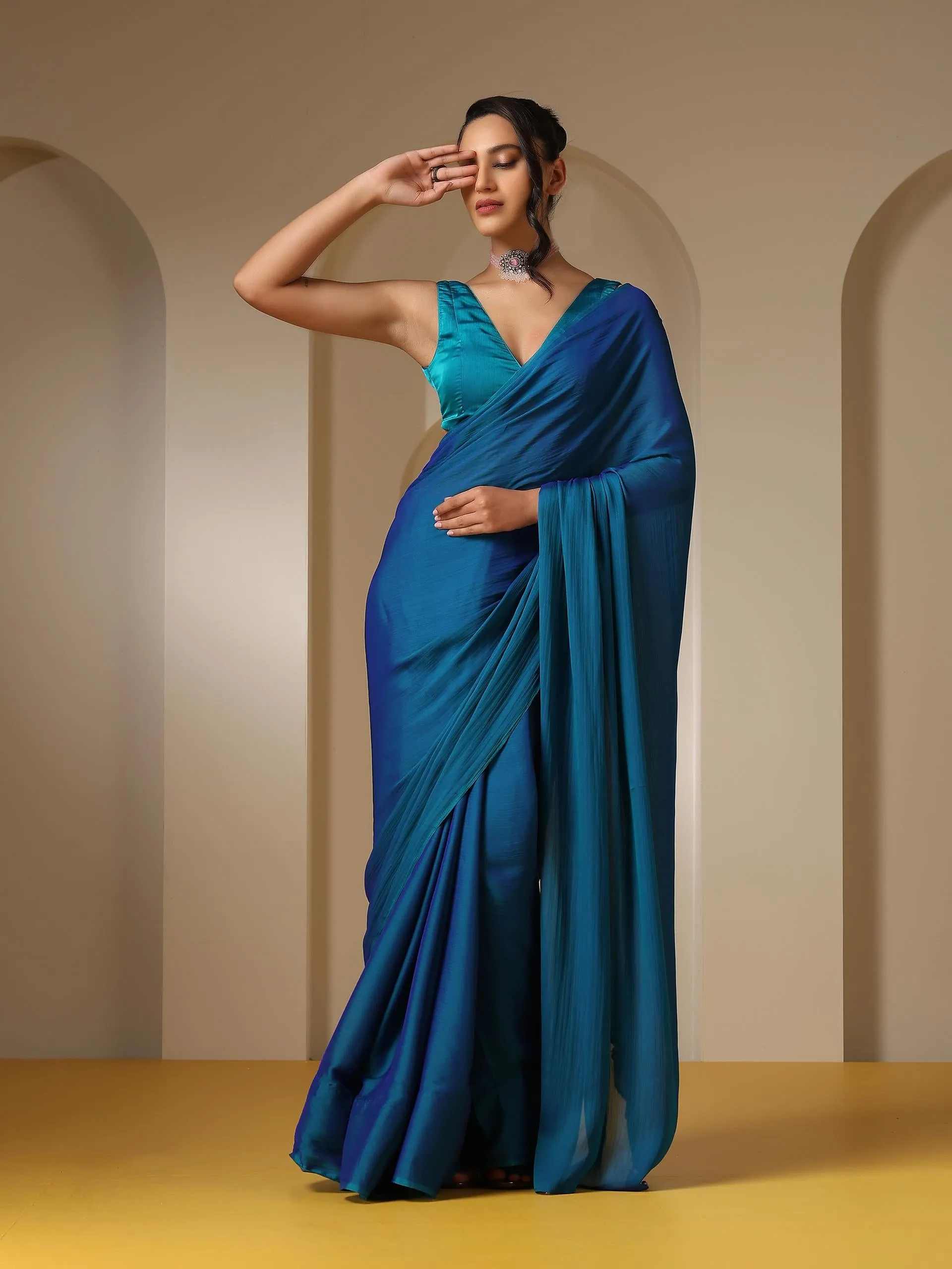 Blue Green Dual Shade Chiffon Saree with Self Blouse Fabric