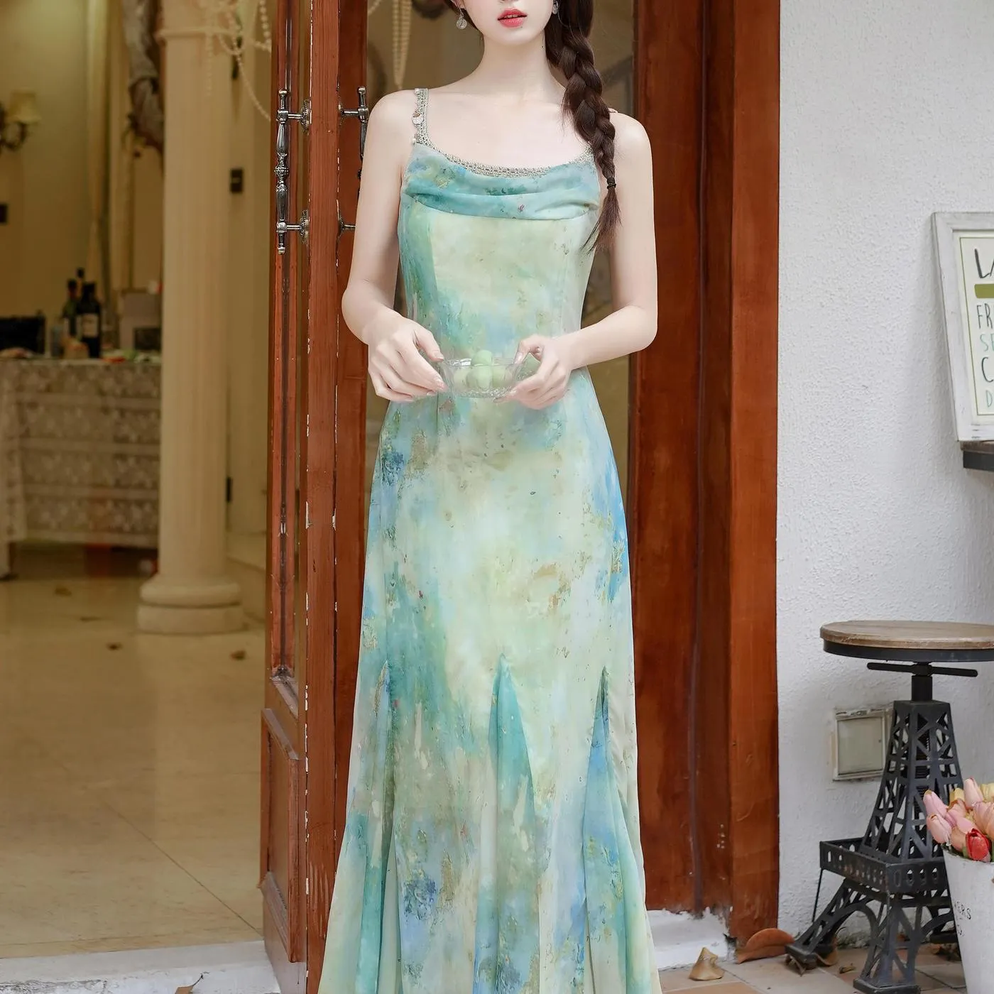 Graceful A-line Strappy Dress Featuring a Stunning Gradient Print