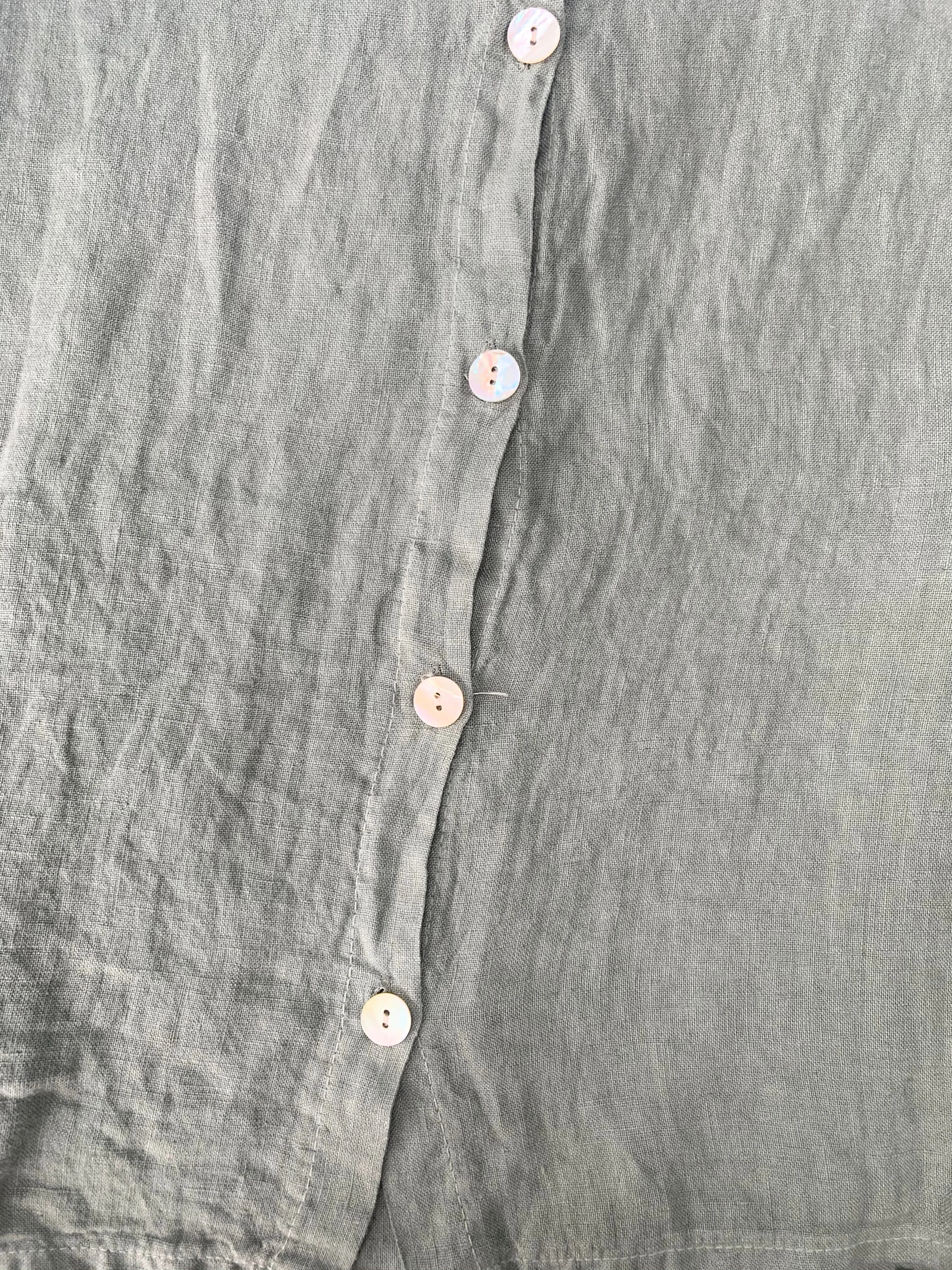 Me & Gee - Top with Button Back Detail