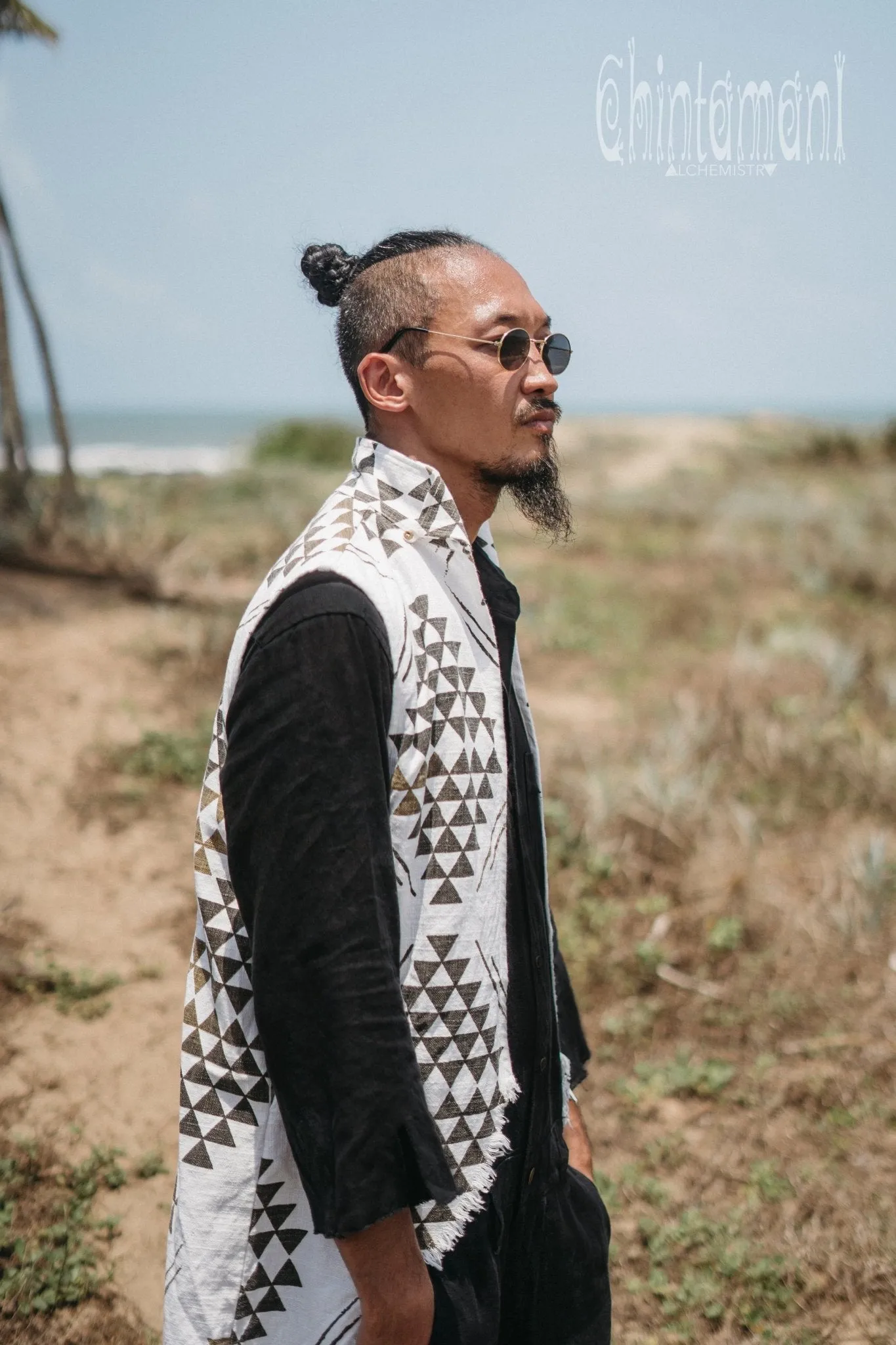 Mens Vest Jacket / Black & White
