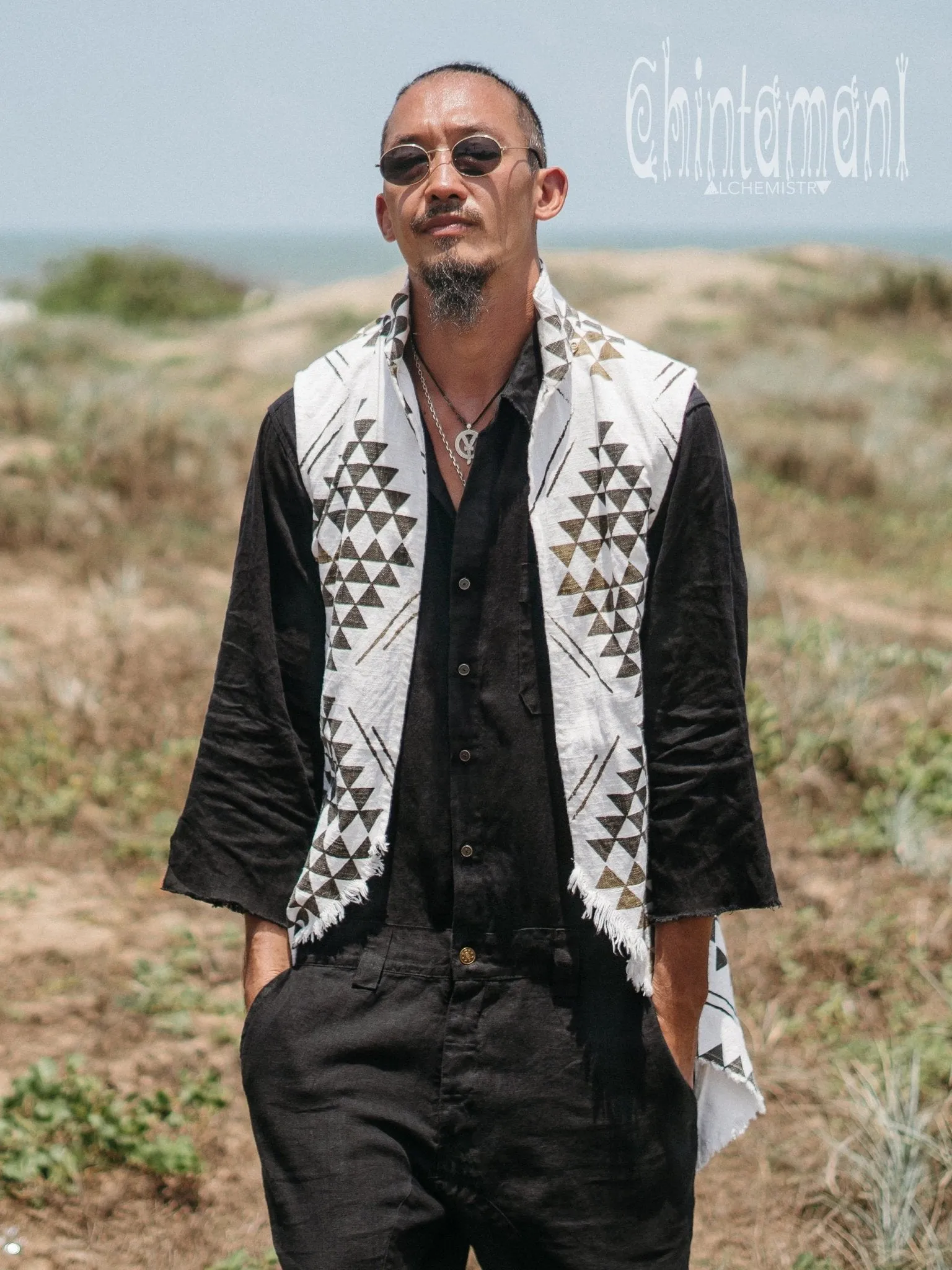 Mens Vest Jacket / Black & White