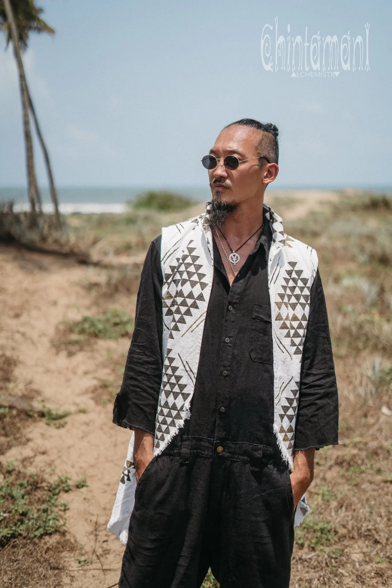 Mens Vest Jacket / Black & White