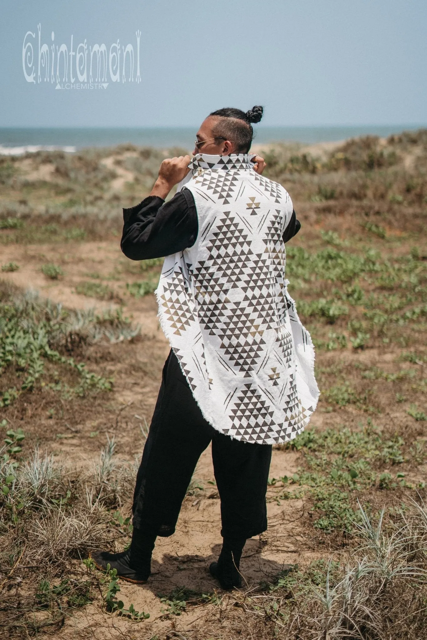 Mens Vest Jacket / Black & White