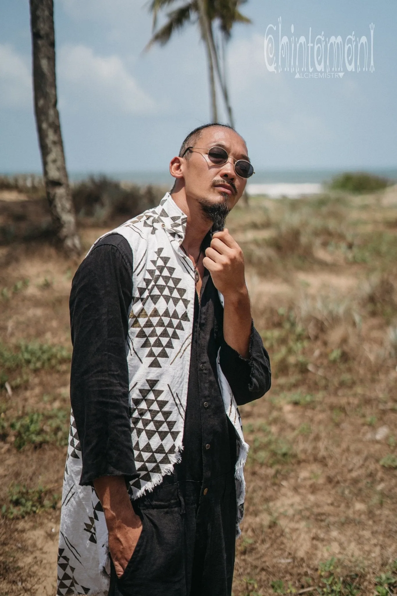 Mens Vest Jacket / Black & White