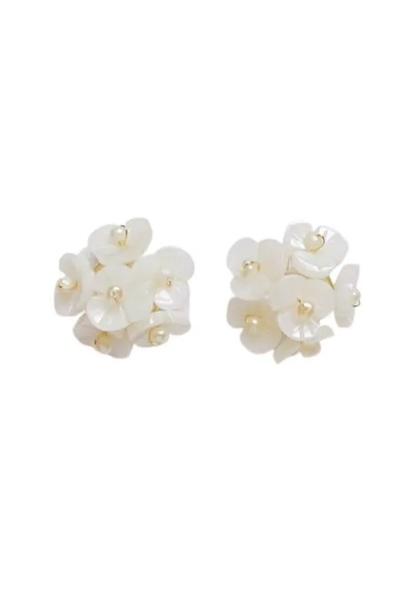 Pearl Bouquet Studs