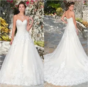 Wedding Guest Dresses: White Sweetheart Neck Tulle Lace Applique A-line