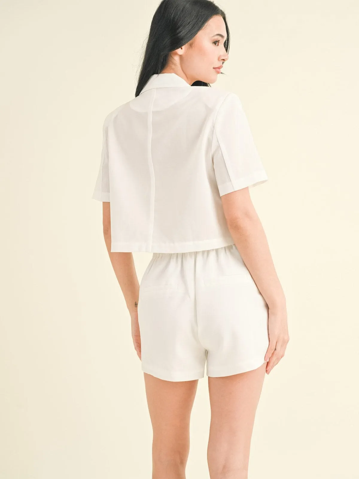 WOMEN'S SHORT SLEEVE TOP & BUTTON CLOSURE SHORTS 2PC. SET