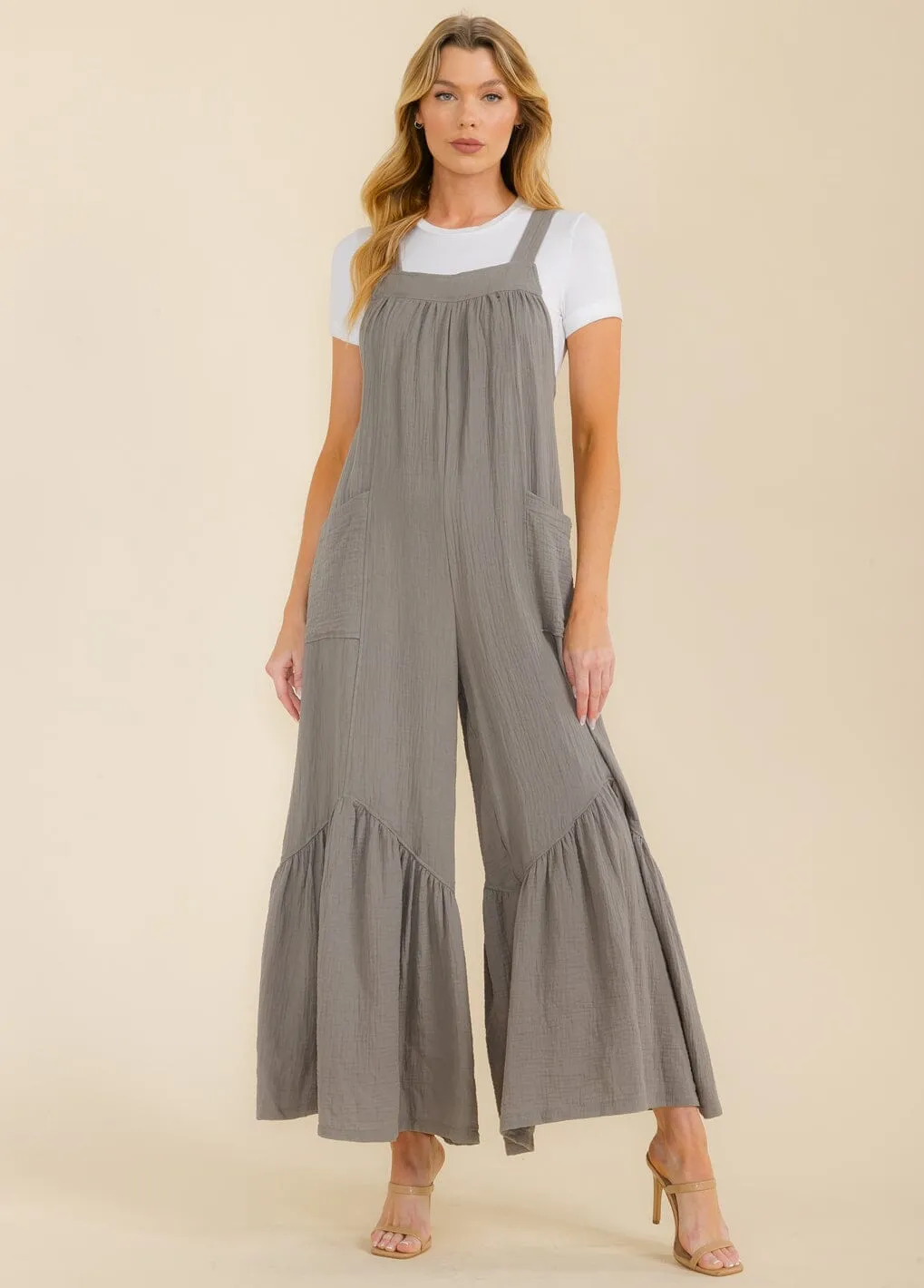 WOMEN'S SLEEVELESS OPEN BACK TIERED FRONT POCKETS WIDE LEG JUMPSUIT